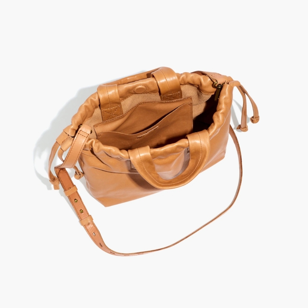 MADEWELL Piazza Leather Drawstring Handbag - Picture 2 of 11